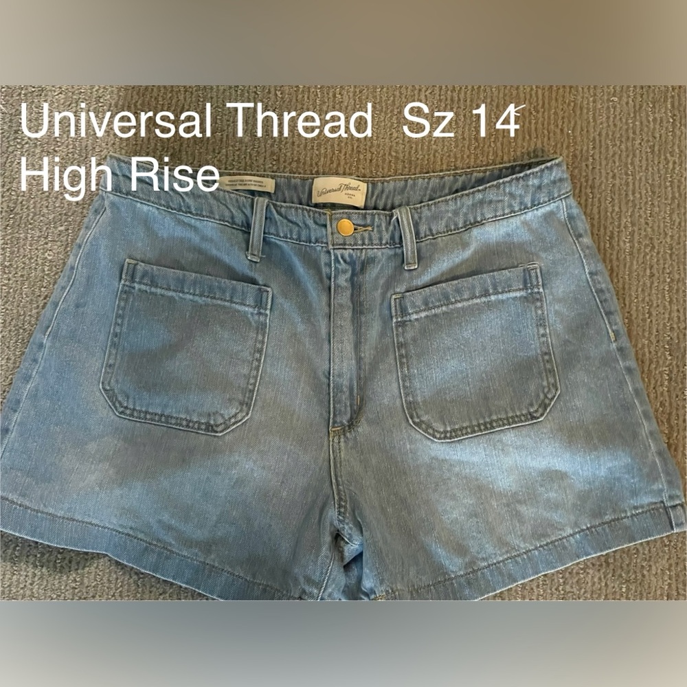 NWOT- Universal Thread Light Blue HIGH RISE A-Line Denim Jean shorts   Size 14
